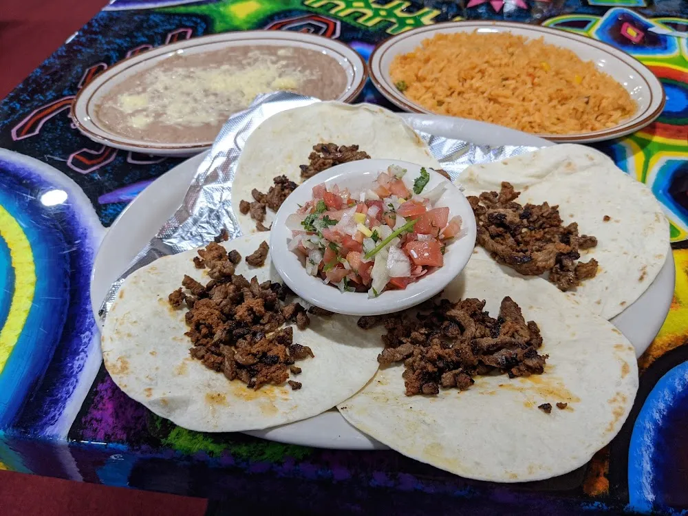 Tacos De Azada Con Chorizo